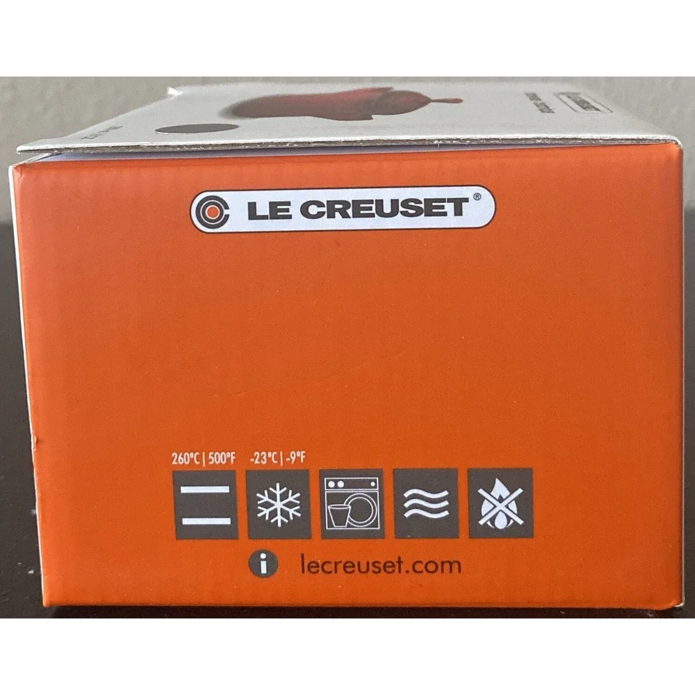 Le Creuset Stoneware Mini Round Cocotte - 8oz -‎ Flint Gray - Brand New